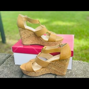 Comfortable wedges perfect for a summer day.